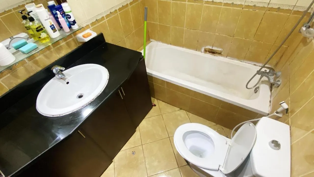 Classic Villa Rooms Opposite To Mirdif City Center Dubai Homestay